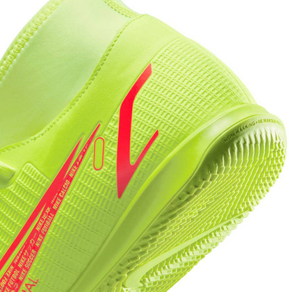 Żółte buty halowe Nike Mercurial Superfly 8 Club CV0954 760