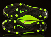 Korki Nike HYPERVENOM PHELON FG
