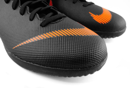 Czarne buty piłkarskie na halę Nike MercurialX Superfly Club IC AH7371-081