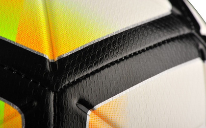 Bialo-pomarańczowa piłka nożna Nike Strike Repl Ordem SC3147-100 r4