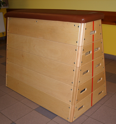 Skrzynia gimnastyczna trapezowa, skóra - 5 częściowa
