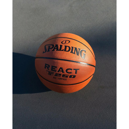 PIŁKA DO KOSZYKÓWKI SPALDING REACT TF-250  R.7 FIBA