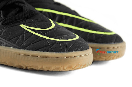 Czarne buty piłkarskle na halę Nike Hypervenom Phelon IC 749898-009