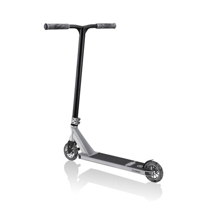 Szaro-czarna hulajnoga Globber GS 900 626-120-2