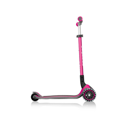 Różowa hulajnoga do jazdy Globber Master Lights 662-110-2