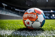 Niebiesko-pomarańczowa piłka nożna meczowa Select Derbystar Bundesliga Brillant APS - rozmiar 5