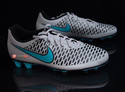 Buty piłkarskie Nike Magista OLA FG