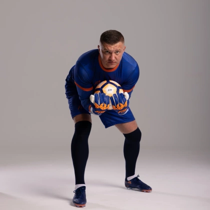 Granatowo-pomarańczowe rękawice bramkarskie Football Masters Varis X PRO Blue Orange
