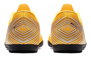 Żółte buty piłkarskie na halę Nike Mercurial Vapor Club Neymar  IC AO9477-710 Junior