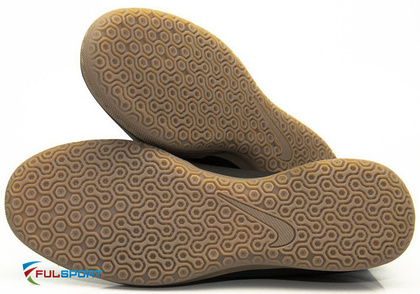 Czarne buty piłkarskie na halę Nike Bravatax IC 844438-001 JR