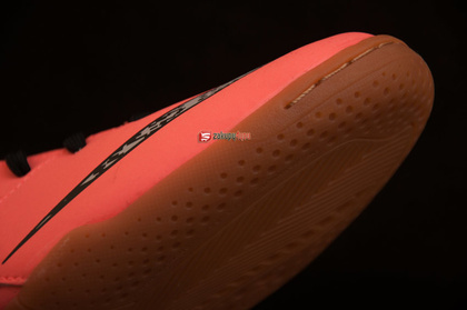 Halowki Nike BOMBAX IC