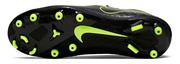 Czarne buty piłkarskie Nike Phantom Vision Academy DF FG/MG AO3258-007