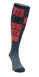 Grafitowo-czerwone getry sportowe Reebok Crossfit AB5686