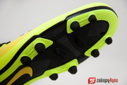 Buty piłkarskie Nike HYPERVENOM PHADE FG