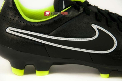 Korki Nike Tiempo Genio FG 