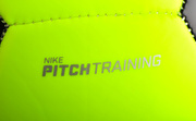 Piłka Nike Pitch Train SC3101-702 r4