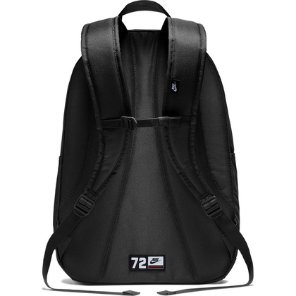 Czarny plecak szkolny sportowy Nike Hayward 2.0 BA5883-013