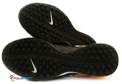 Czarno-pomarańczowe buty piłkarskie na orlik Nike Tiempo Ligera TF 897766-008