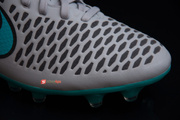 Buty pilkarskie Nike Magista Opus FG 