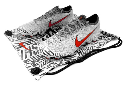 Białe buty piłkarskie Korki lanki Nike Vapor Elite FG AO3126-170 - profes.