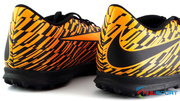 Pomarańczowo-czarne buty piłkarskie na orlik Nike Bravatax TF 844437-002