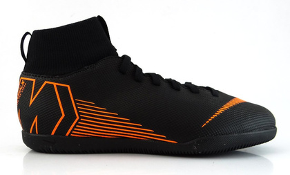 Czarne buty piłkarskie na halę Nike Mercurial Superfly Club IC AH7346-081