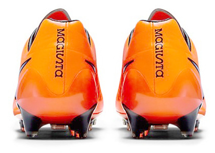 Pomarańczowe buty piłkarskie Nike Magista Opus FG 649230-859