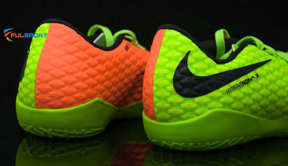 Zielono-pomarańczowe buty piłkarskie na halę Nike Hypervenom Phelon IC 852600-308 JR