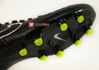 Korki Nike Tiempo Genio FG 