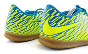 Żółto-niebieskie buty piłkarskie na halę Nike Bravatax IC 844438-700 JR