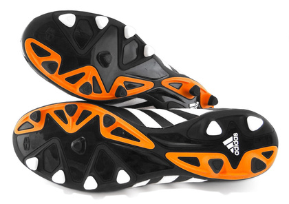 Czarne buty piłkarskie Adidas 11Nova FG B44567