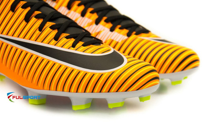 Pomarańczowo-czarne buty piłkarskie NIke Mercurial Victory FG 831964-801