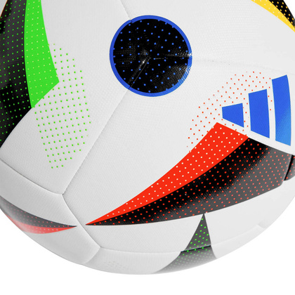 Biała piłka nożna Adidas Fussballliebe Training Euro 2024 IN9366