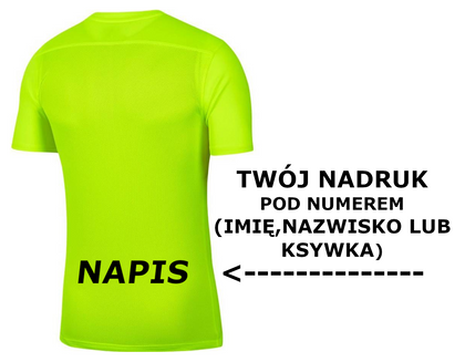 NADRUK - NAPIS POD NUMEREM