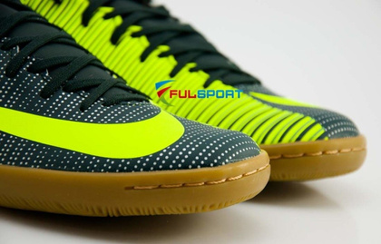 Zielone buty piłkarskie na halę Nike Mercurial Victory IC CR7 852526-376