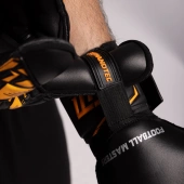 Czarno-pomarańczowe rękawice bramkarskie Football Masters Invictus X Training Black Orange