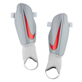Ochraniacze piłkarskie Nike Charge SP2093-043