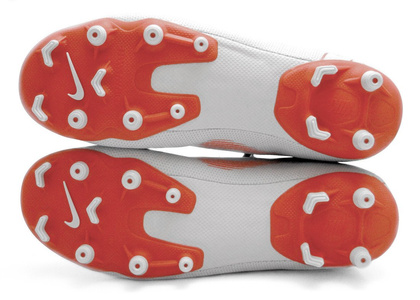 Szare buty piłkarskie Nike Mercurial Superfly Academy FG/MG AH7362-060