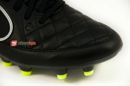 Korki Nike Tiempo Genio FG 