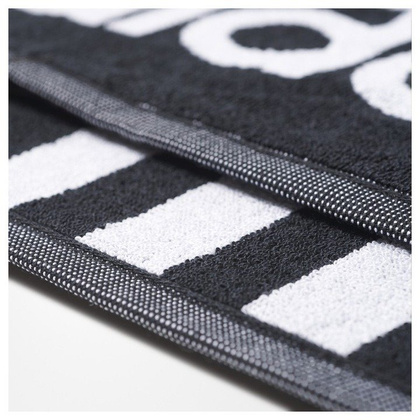 Czarny sportowy ręcznik Adidas Towel AB8008 140x80 cm
