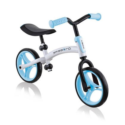 Biało-błękitny rowerek biegowy Globber Go Bike Duo 614-201