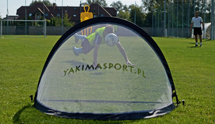 Czarne bramki przenośne Yakimasport POP-UP 100025 2szt.