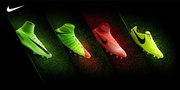 Zielono-pomarańczowe buty piłkarskie na halę Nike Hypervenom Phelon IC 852600-308 JR