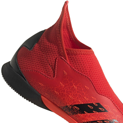 Czerwono-czarne buty halowe Adidas Predator Freak.3 LL FY7870 - Junior