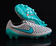 Buty pilkarskie Nike Magista Opus FG 