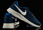 Buty Nike Tanjun 812654-414