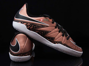 Brązowe buty piłkarskie na halę Nike Hypervenom Phelon IC 749920-903 Junior