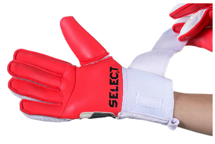 Biało-czerwone rękawice bramkarskie meczowe Select Slim Fit 77