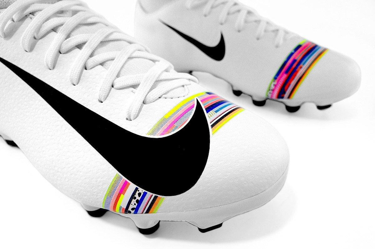 Bia o czarne buty pi karskie Nike Mercurial Superfly Academy FG MG AJ3111 109 JR Fulsport.pl