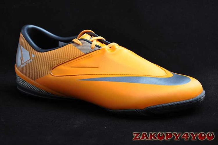 nike mercurial glide ii